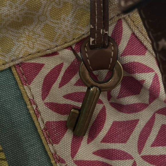 Fossil crossbody purse - Picture 2 of 10